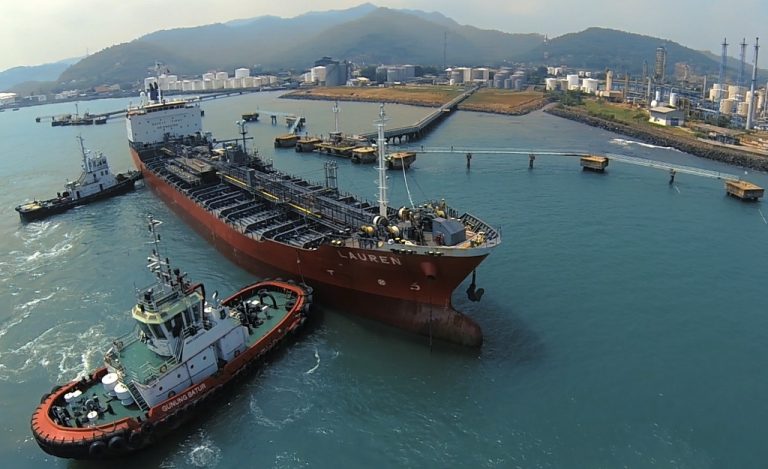 SHIP HANDLING MANEUVERING – REFRESHER