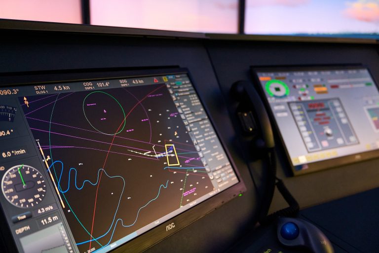 OPERATIONAL USE OF ECDIS (REFRESHER)